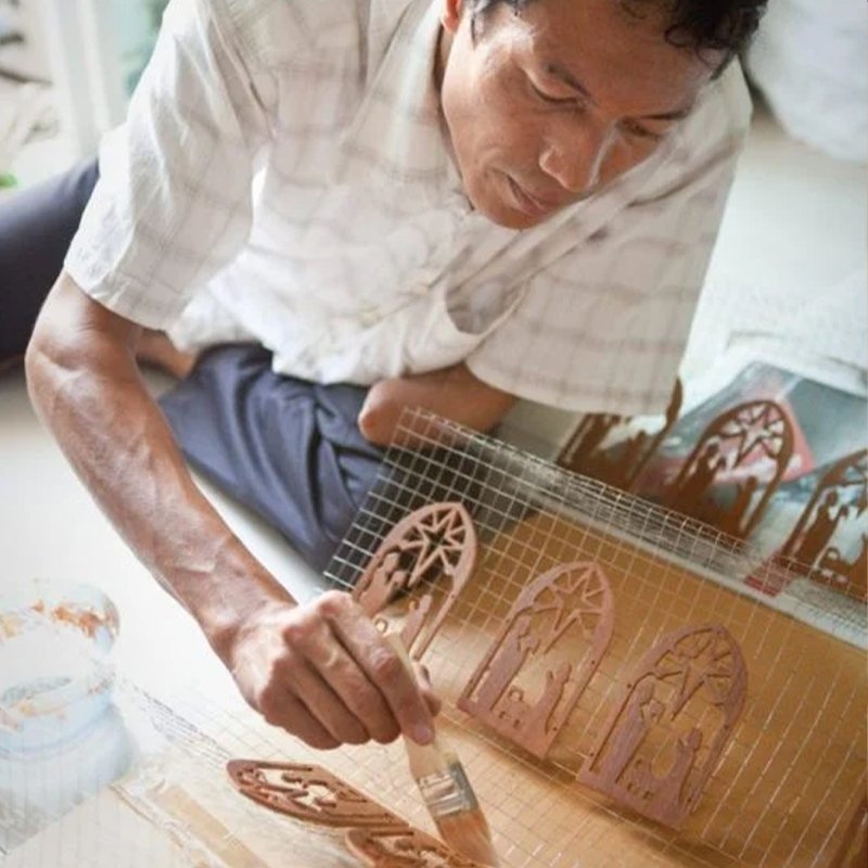 wooden folding nativity - Image 4