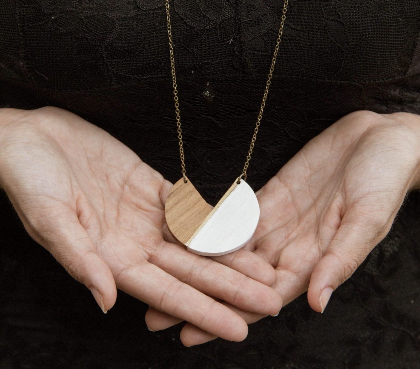 wooden sector necklace
