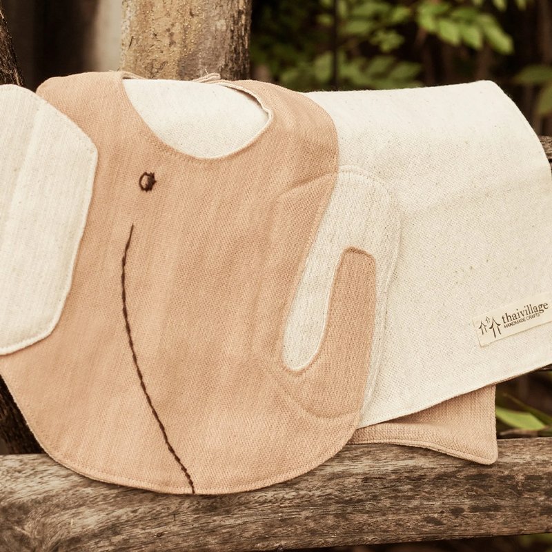 elephant baby bib - Image 3