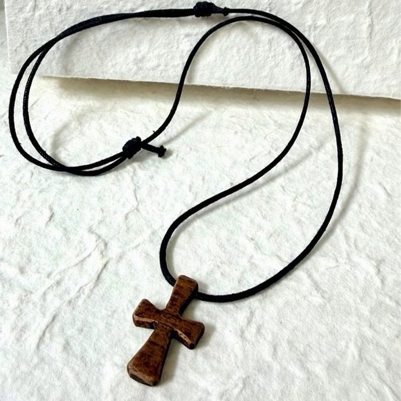 wooden cross necklace - Image 2
