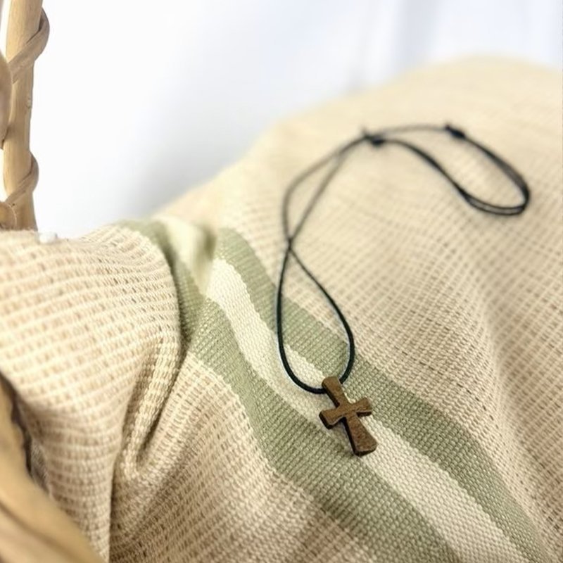 wooden cross necklace - Image 4