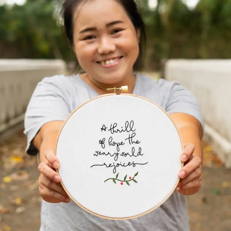 word of the Lord large embroidery hoop - Image 5